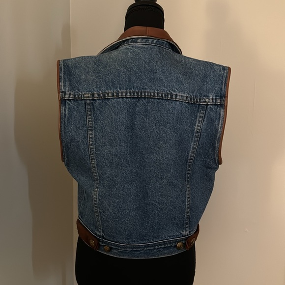 St. Maarten Dallas Vintage Women's Jean and Leather Animal Print Vest - Picture 6 of 8